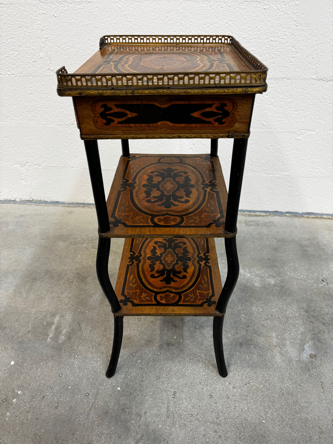 Napoleon III side table in marquetry and gilding