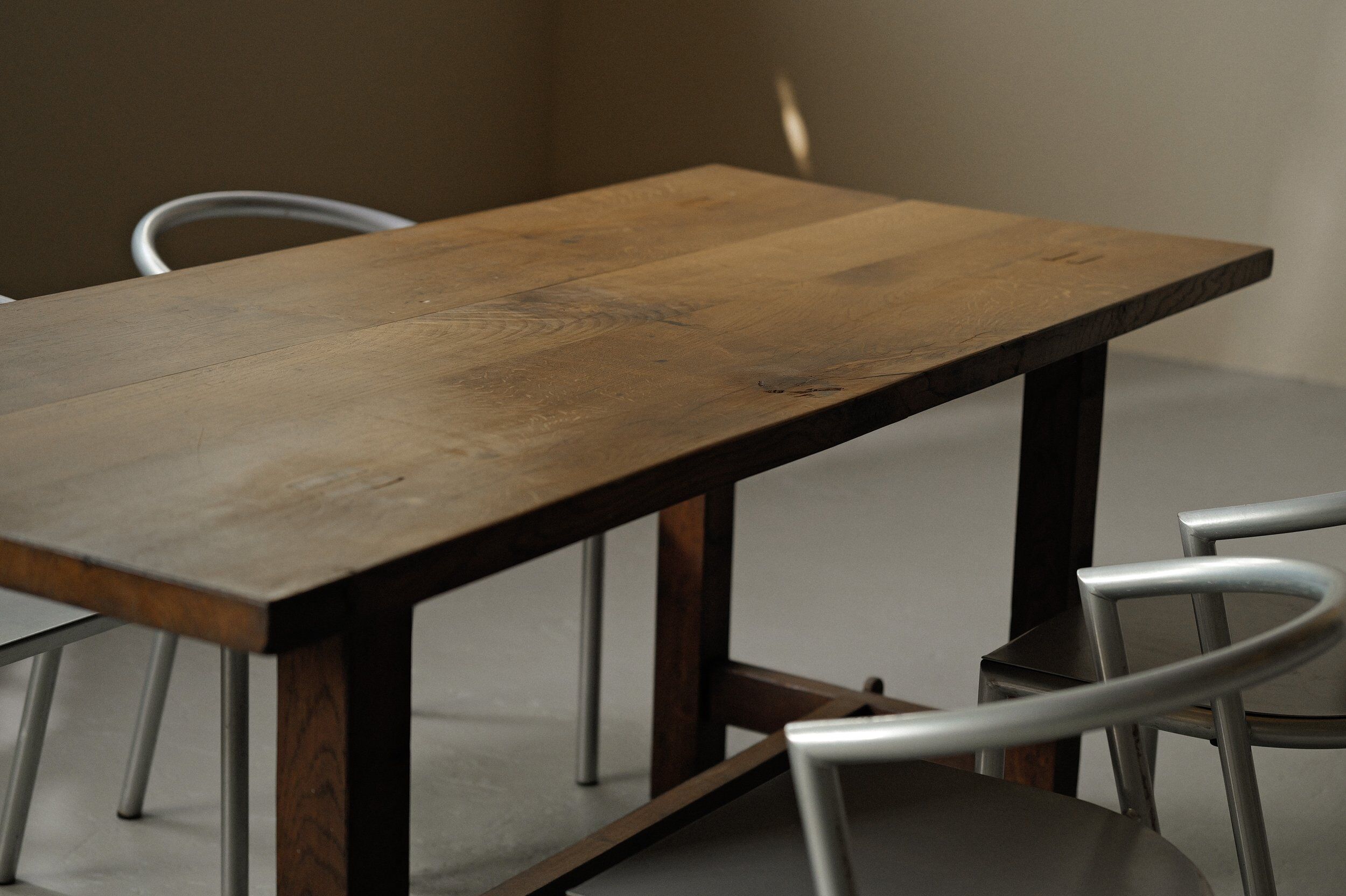 Solid oak farmhouse table, 1970 – Handcrafted