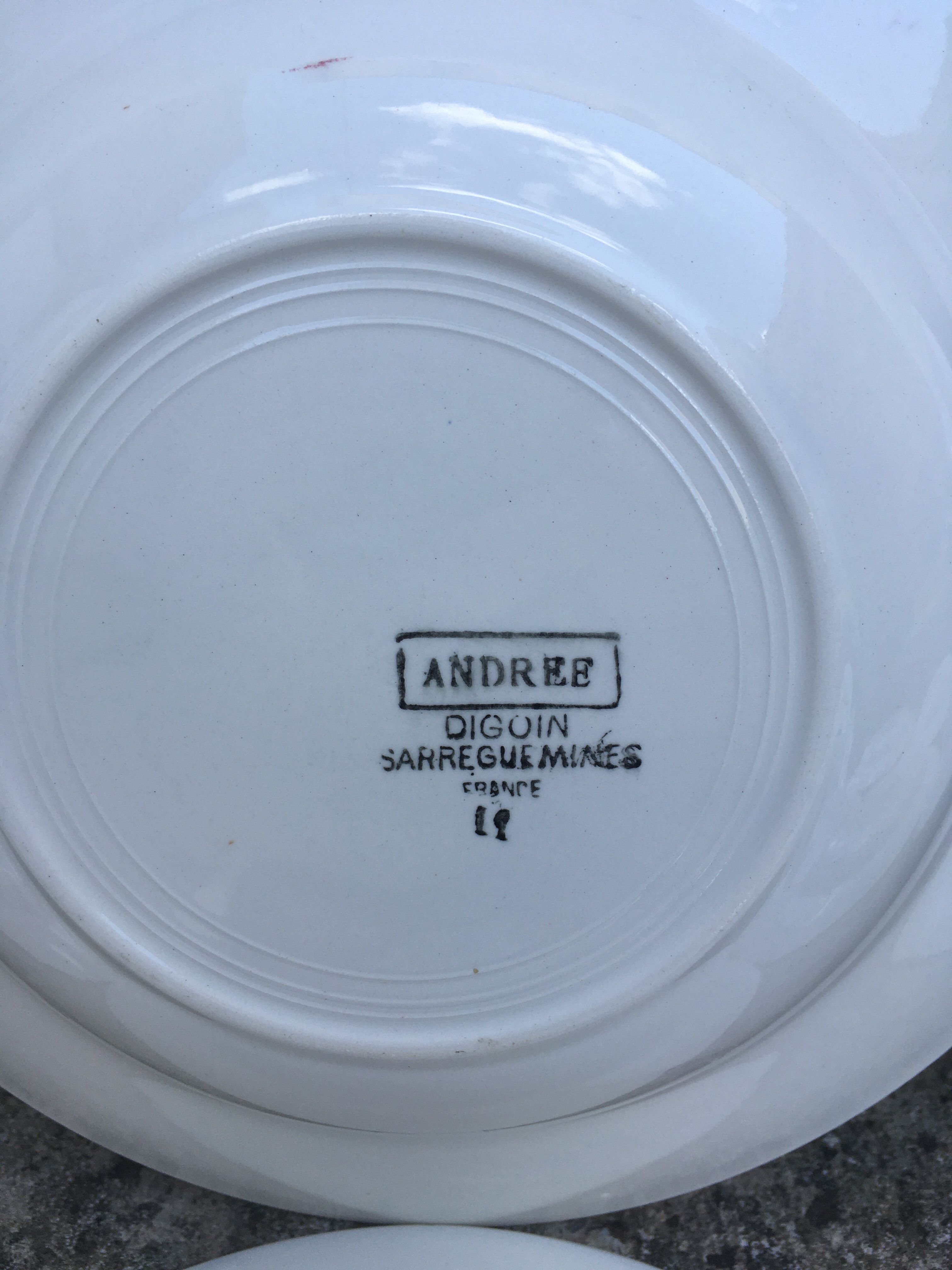 Hollow plates Digoin Sarreguemines model Andrée