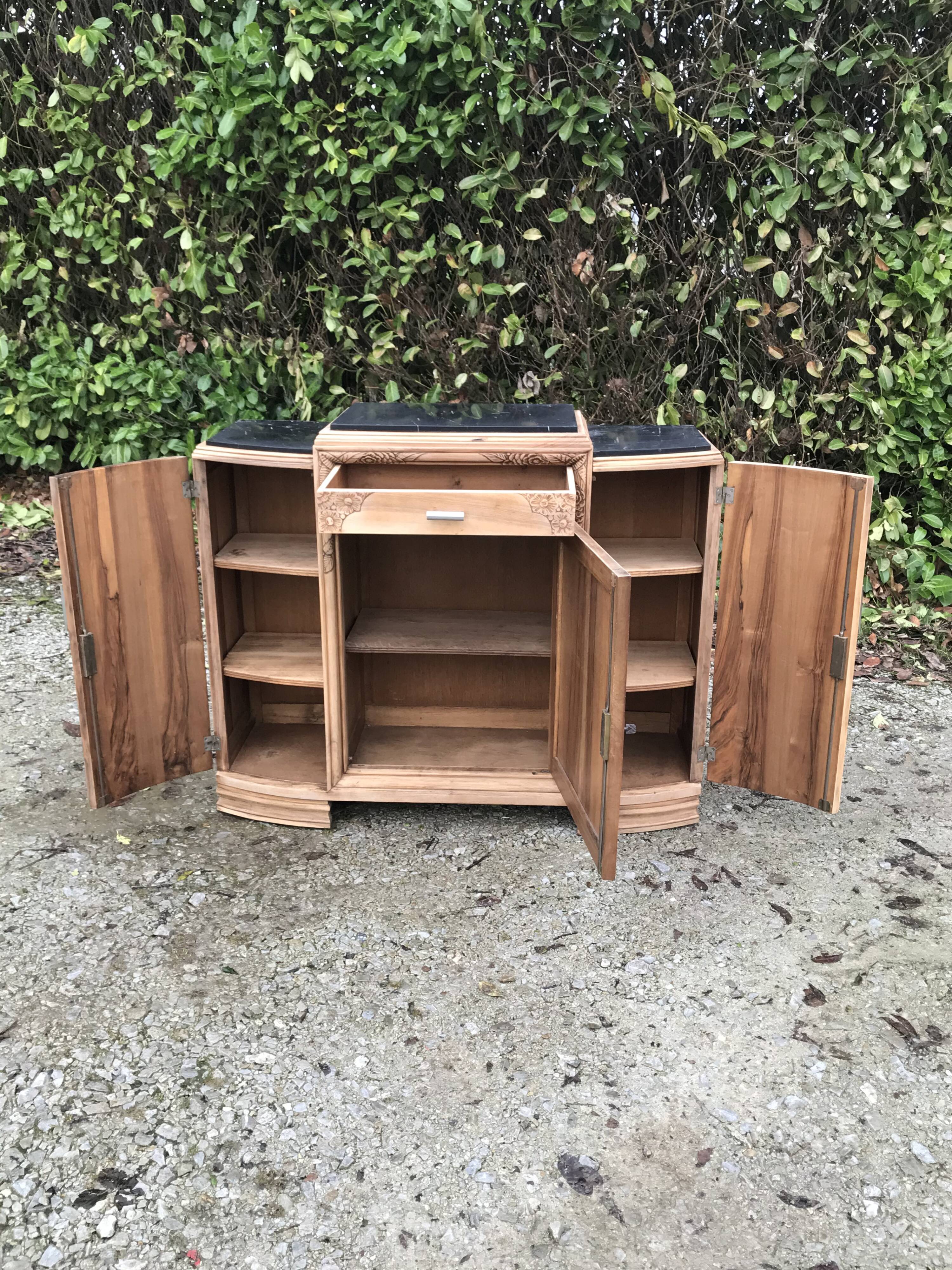 Art Deco buffet 1930 in raw walnut