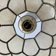 Suspension en nacre et laiton