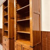 Classic English Eichholtz Bookcase
