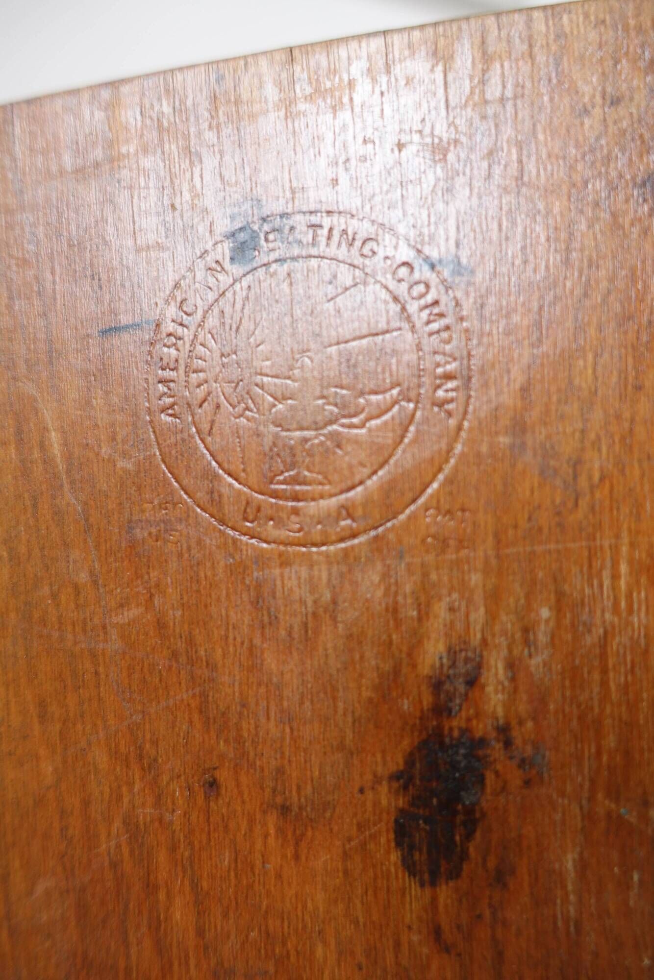 Paire de chaises pliantes en bois pliantes US ARMY seconde guerre mondiale