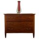 Commode en noyer français du XVIIIe siècle