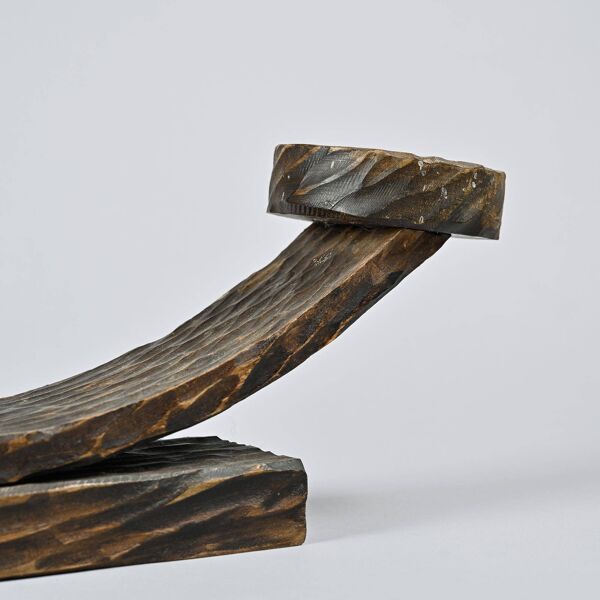 Chandelier sculpté à la gouge en bois massif, France, vers 1950