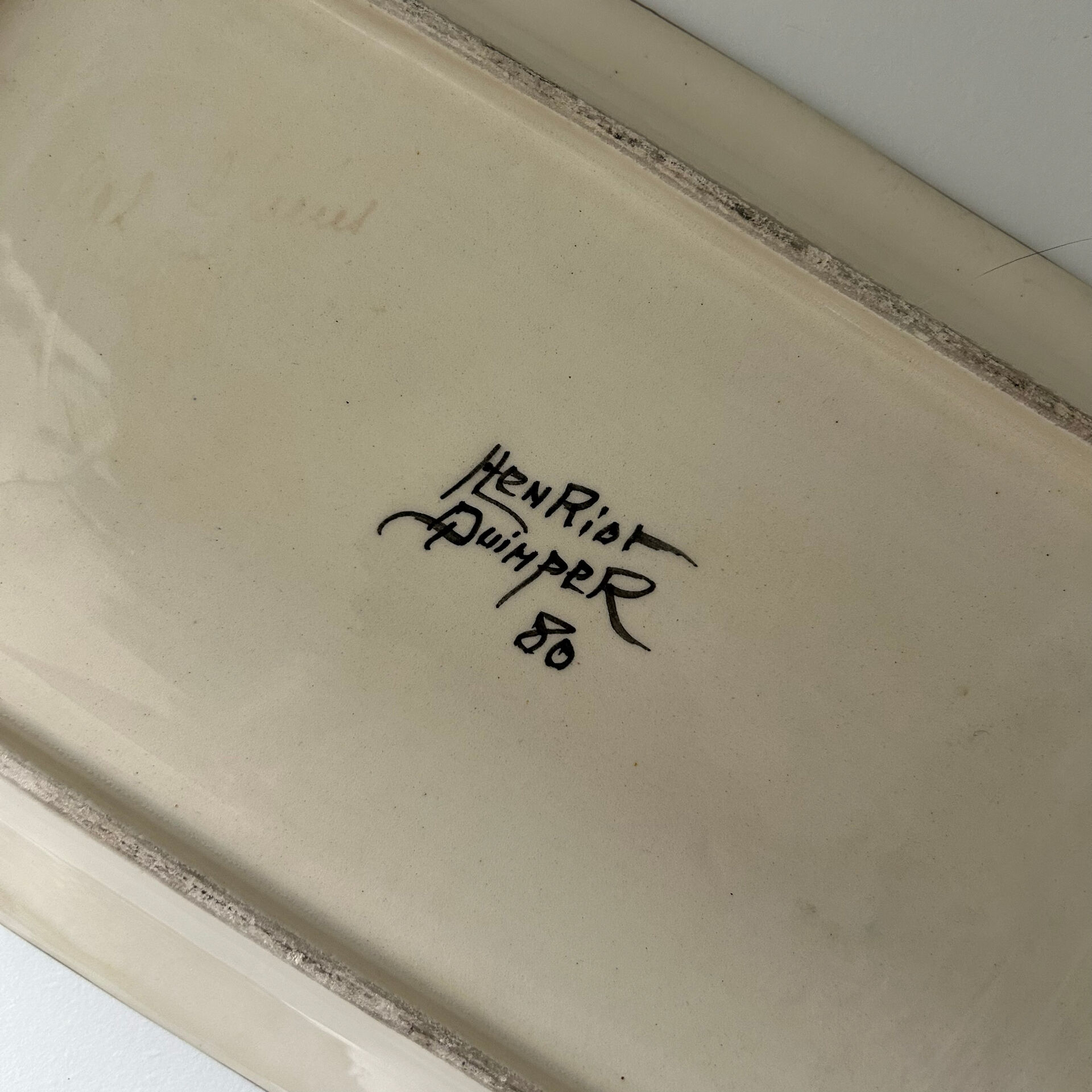 Serving dish signed Henriot Quimper