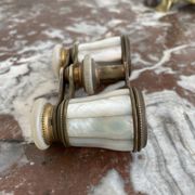 Opera binoculars in Mother-of-Pearl and Brass - authentic - Early XXth - France
