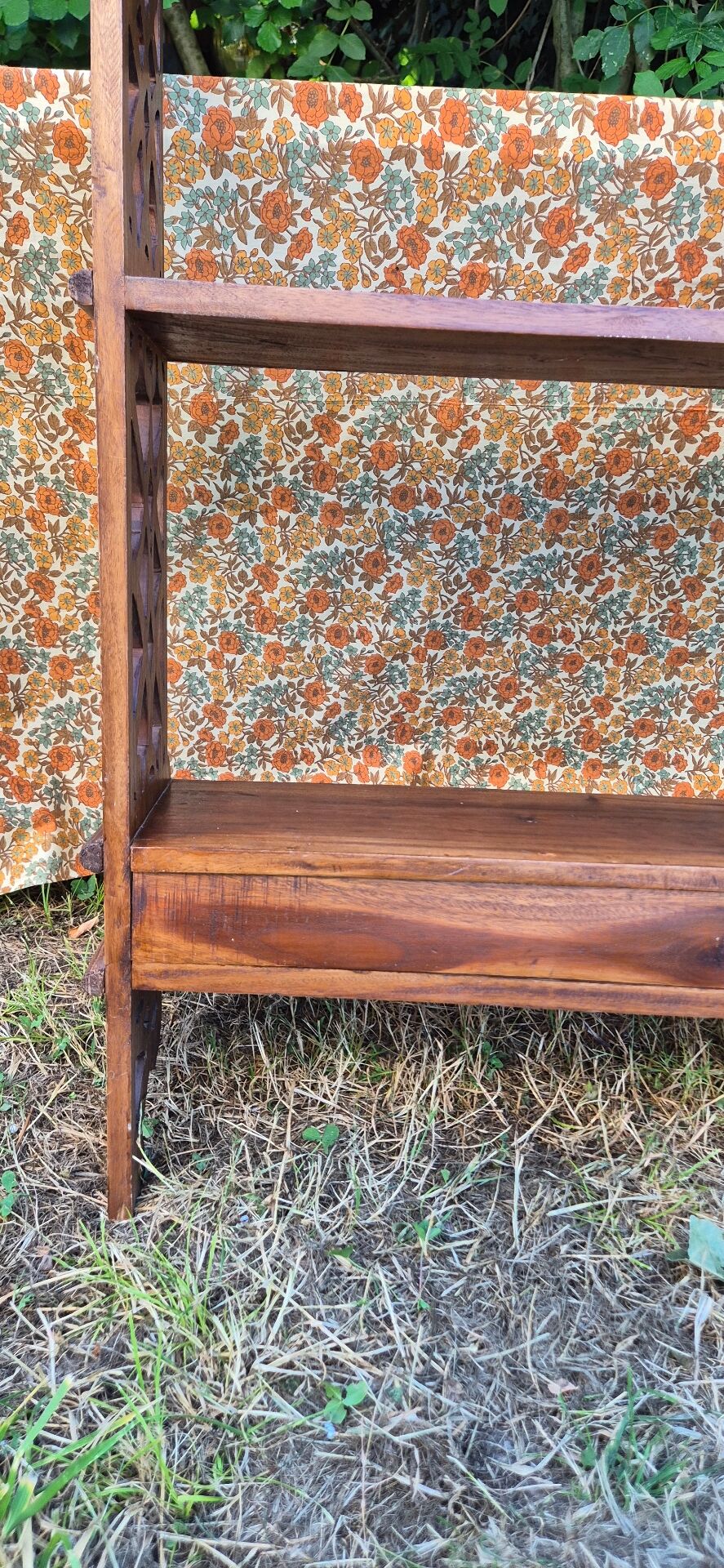 Vintage wall shelf in oriental or Moorish style, handcrafted by a cabinetmaker.