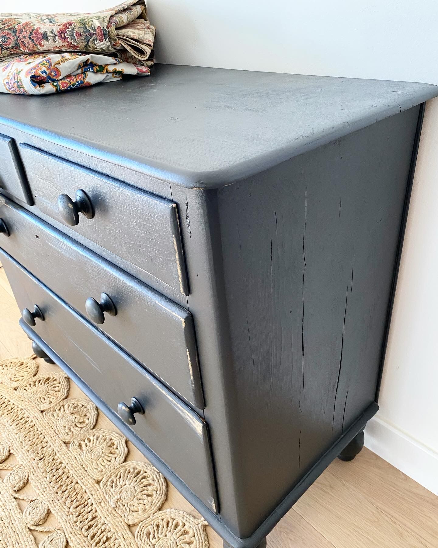 English chest of drawers