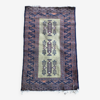 Tapis oriental fait main