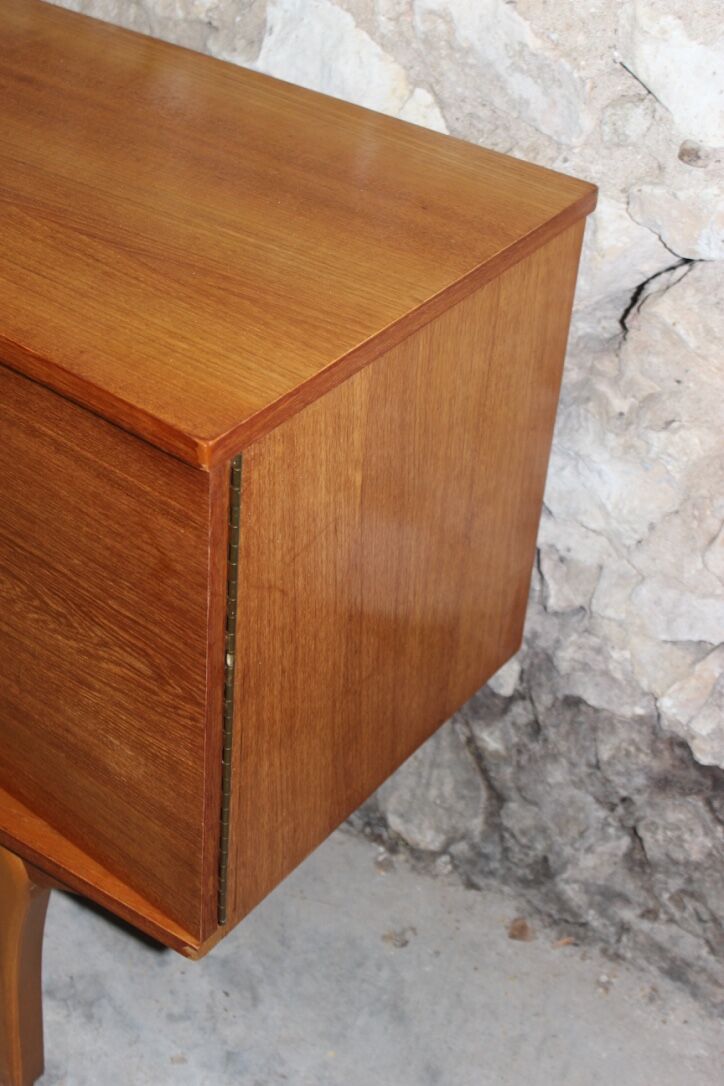 Vintage teak Scandinavian-style sideboard by Jentique