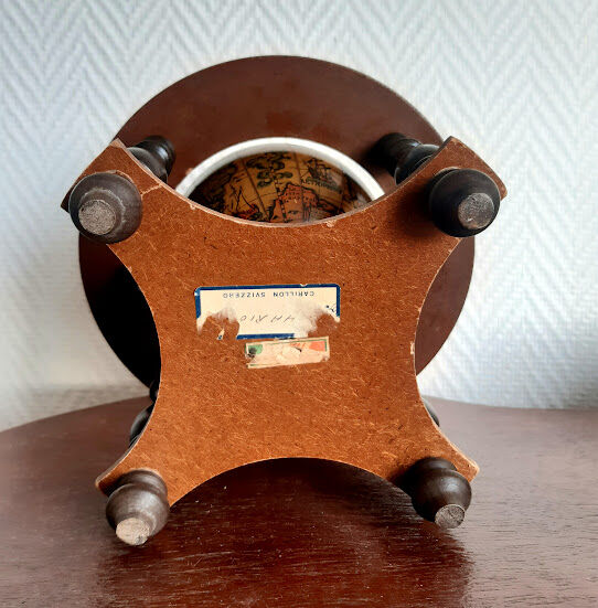 Vintage desktop world map