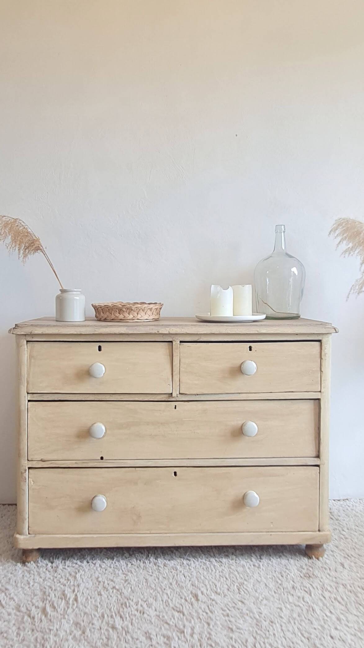 Commode ancienne de style anglais