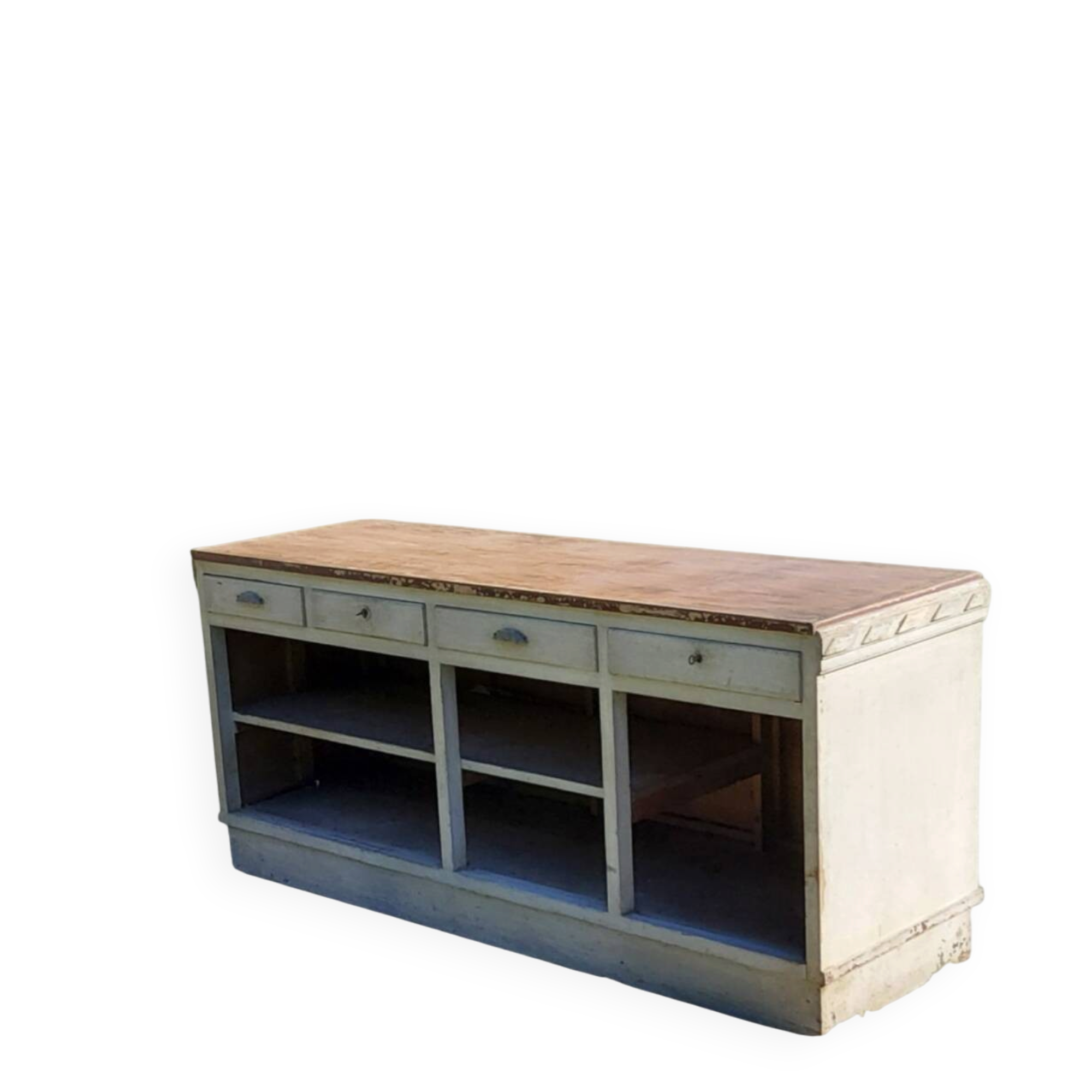 Grocery counter from the 1930s