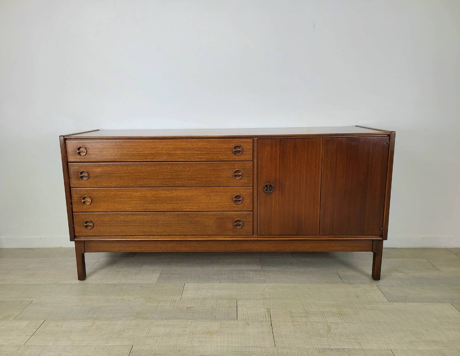 Vintage Scandinavian teak chest of drawers, 1960s Roche Bobois
