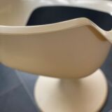 Pair of space age tulip style chairs