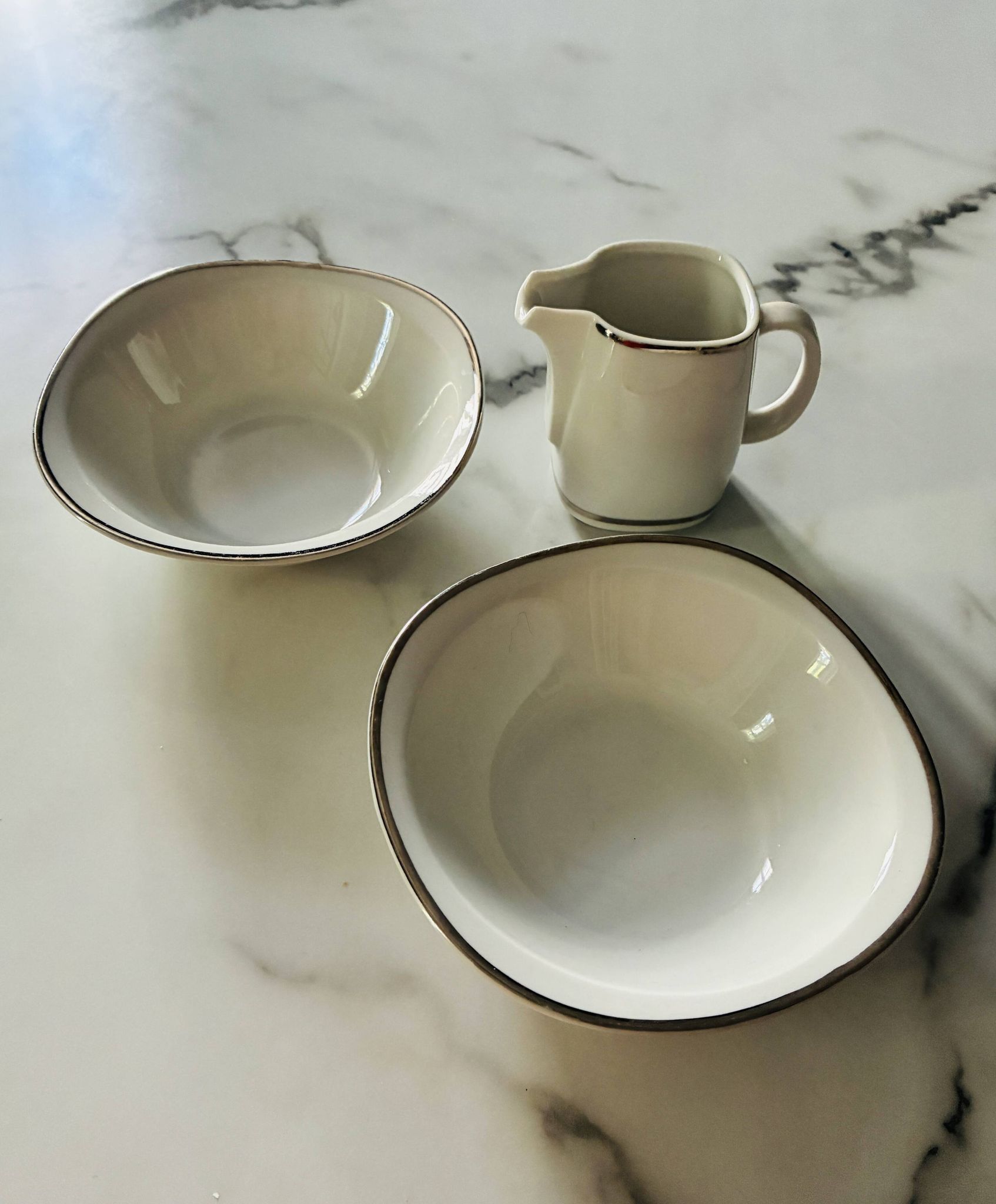 Small milk jug and porcelain bowls Schirnding Bavaria