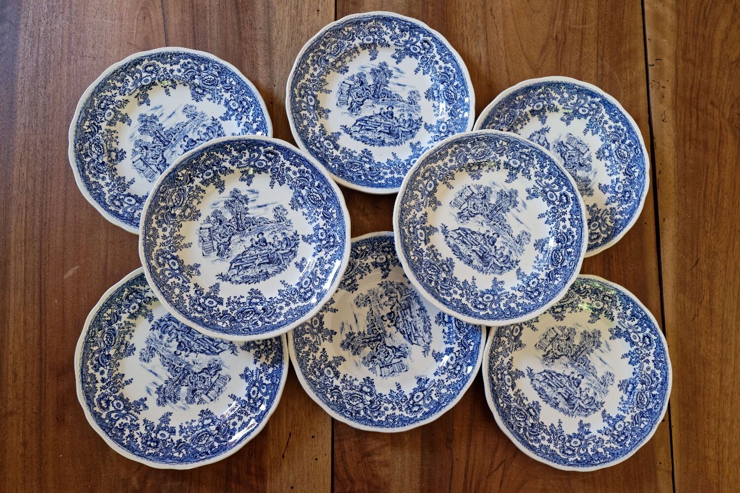 Lot 8 dessert plates K&G Lunéville country décor