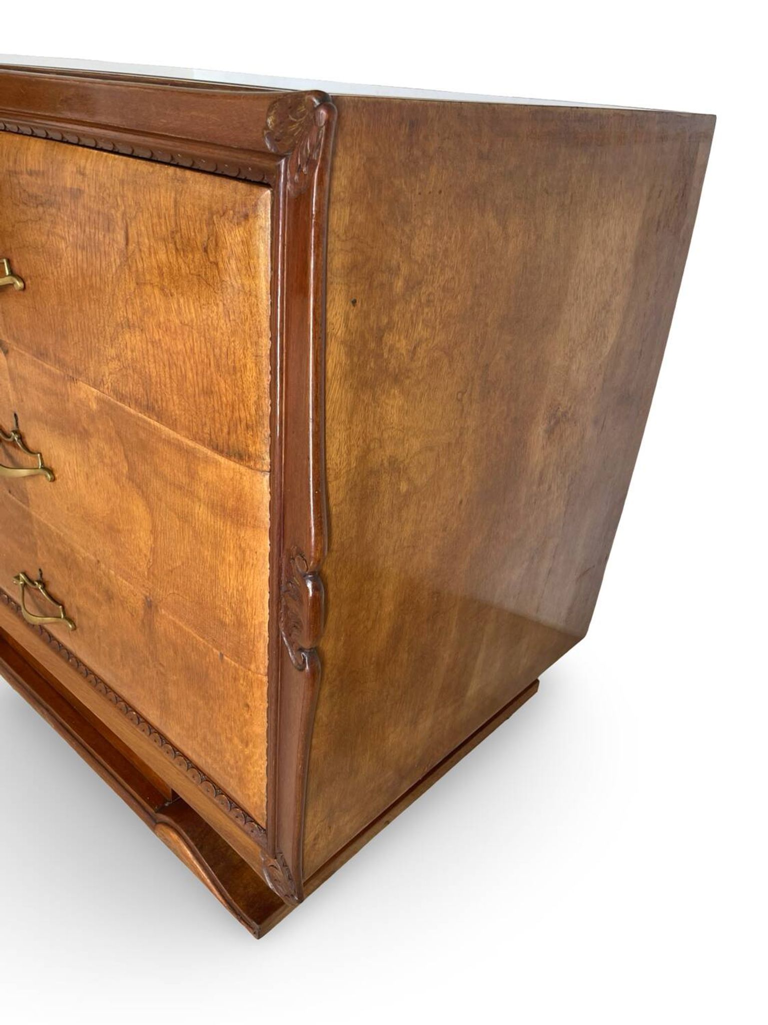 An art deco Italian chest of drawers, Italy 1950s