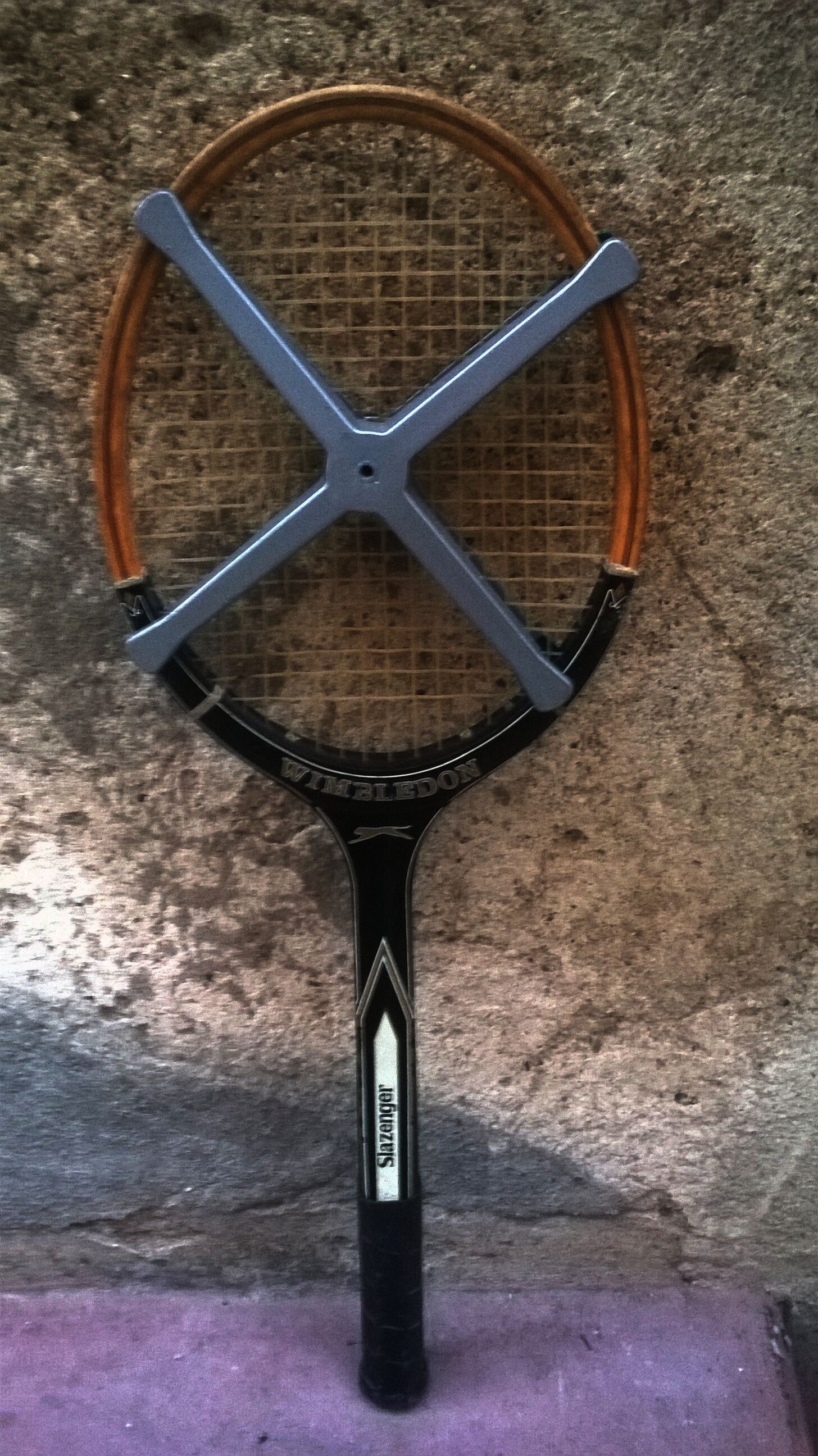 Tennis racket