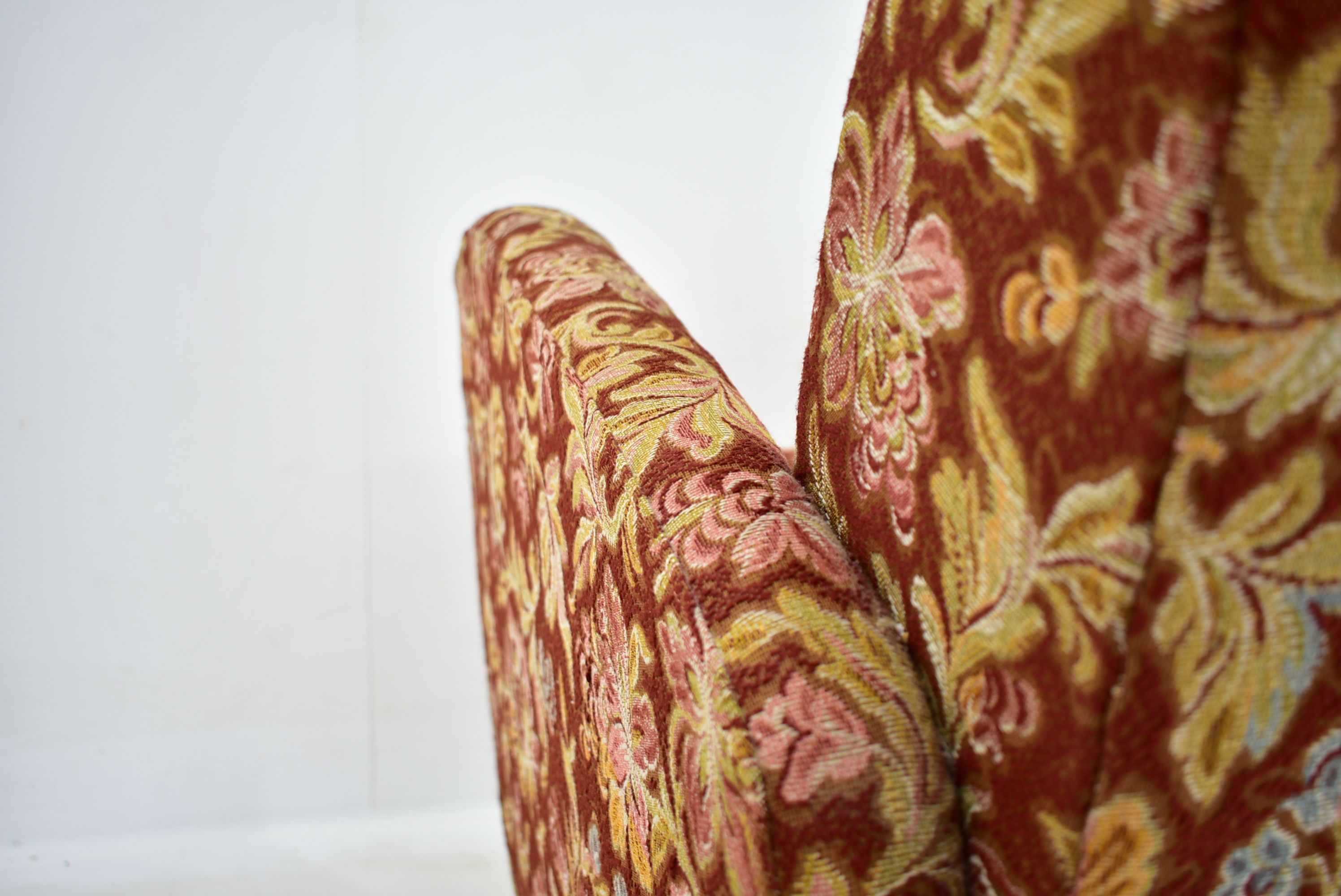 Set of Two Art Deco Armchairs H-283 by Jindřich Halabala, 1930s