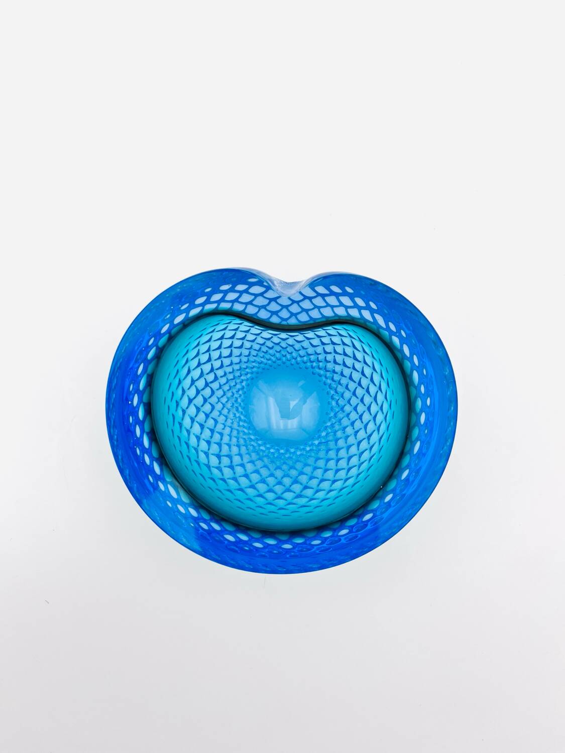 Masterpiece: Organic Cut Murano "Diamante"