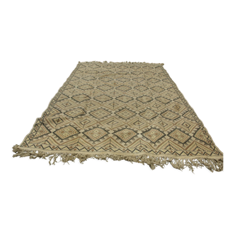 Tunisian carpet 335 cm x 225 cm