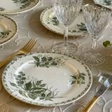 7 flat plates made of ironstone.