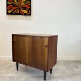 Sliding door buffet
