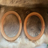 Set of 2 old oval gilded wood frames