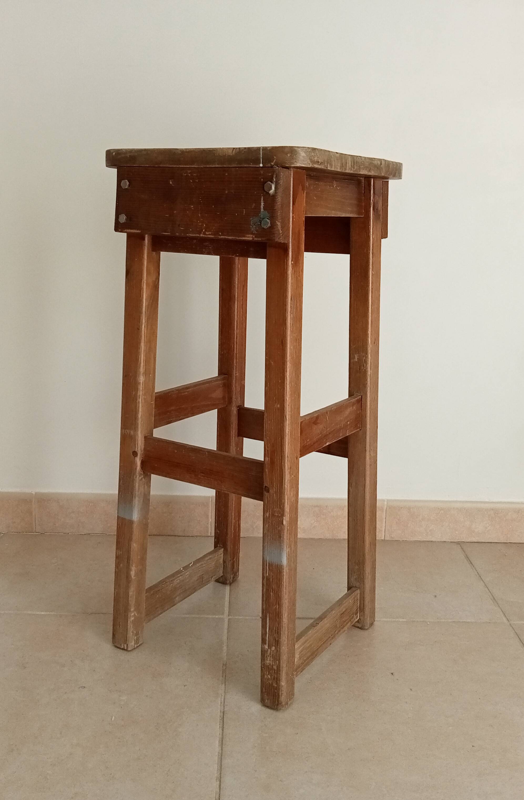 Tabouret ancien de peintre