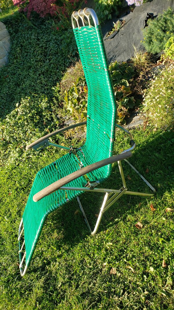Ancienne chaise longue transat scoubidou