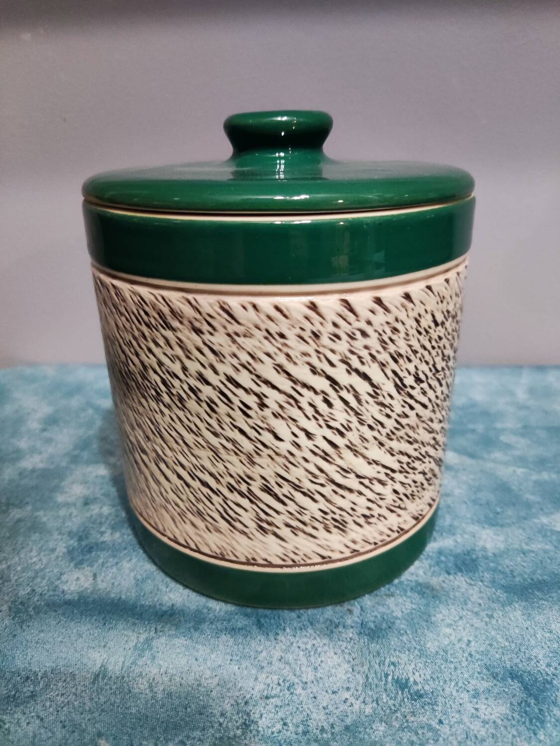 Pot à tabac en céramique signé Brisdoux