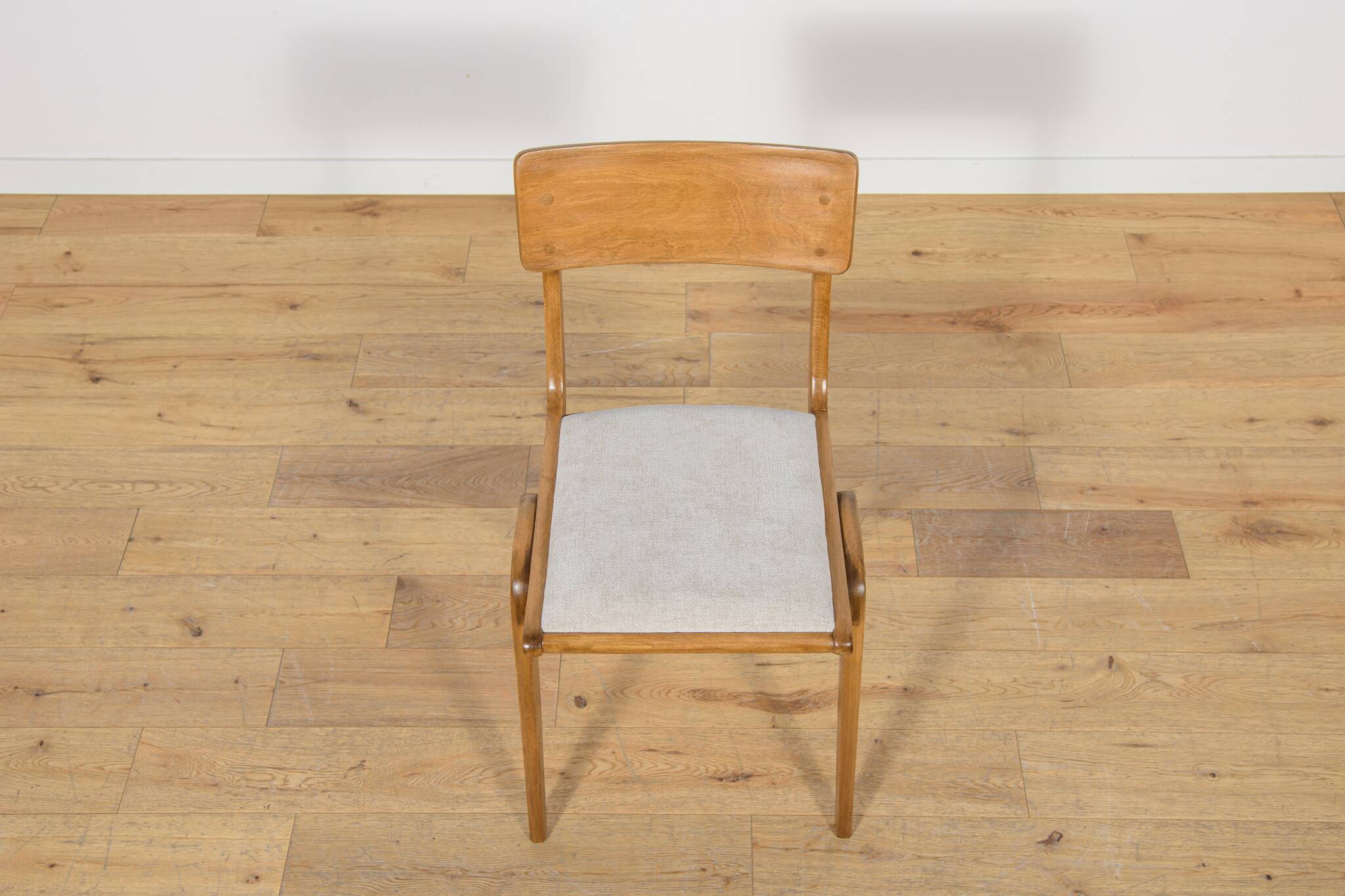 Boomerang Dining Chairs from Goscinski Furniture Factory Model 229XB.