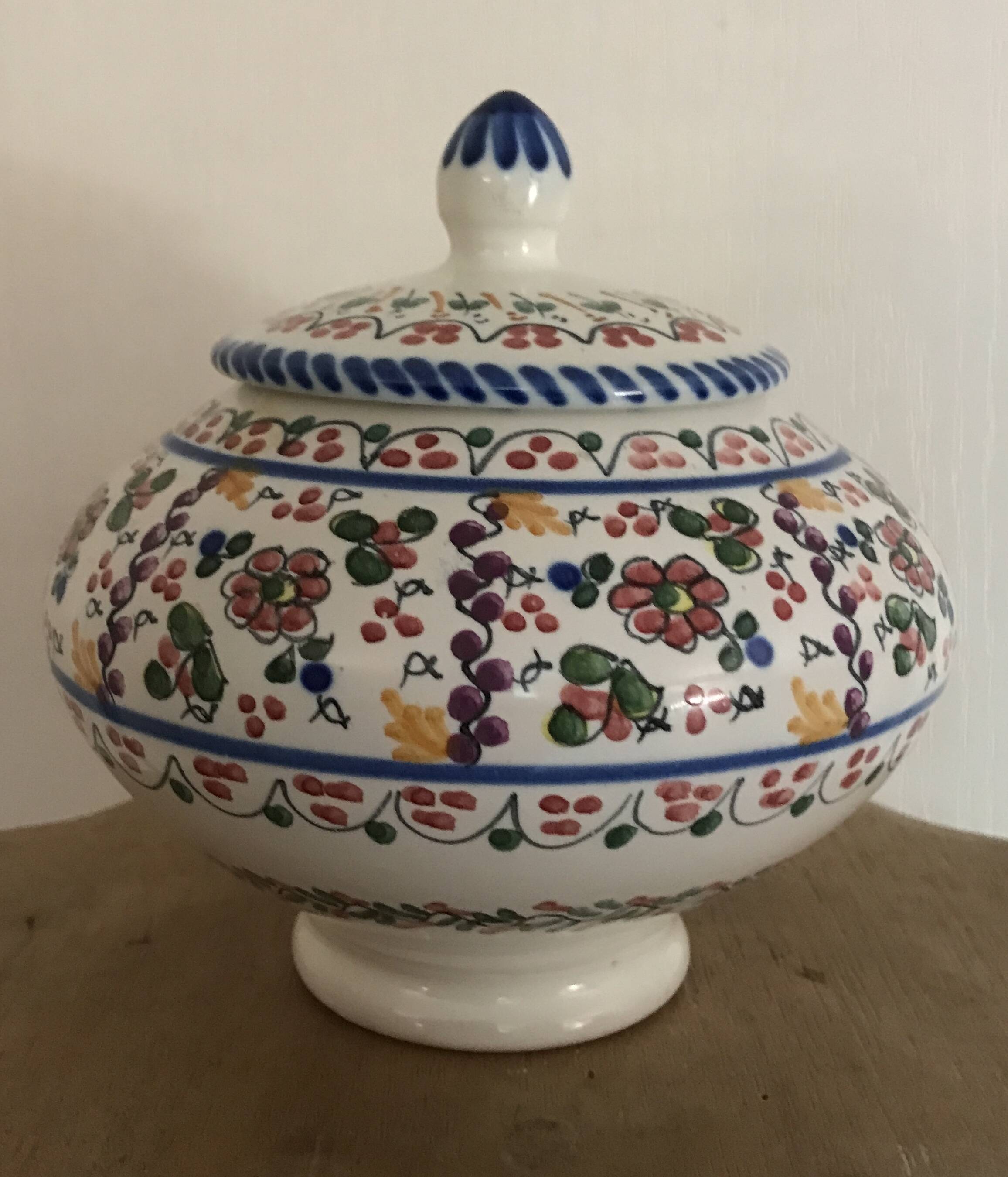 Jar, candy dish in enamelled ceramic with hand-painted decoration by p.arzobispo