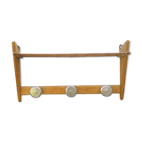 Coat rack and vintage hats reconstruction