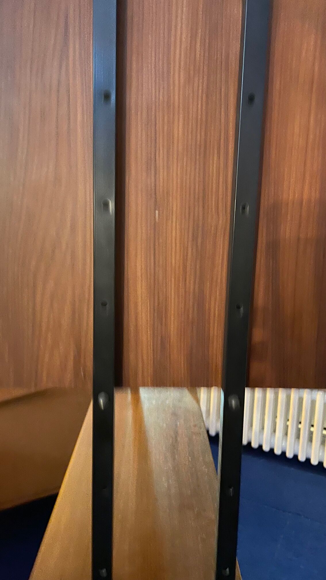 Italian footcase bookcase from the 60s in teak and metal