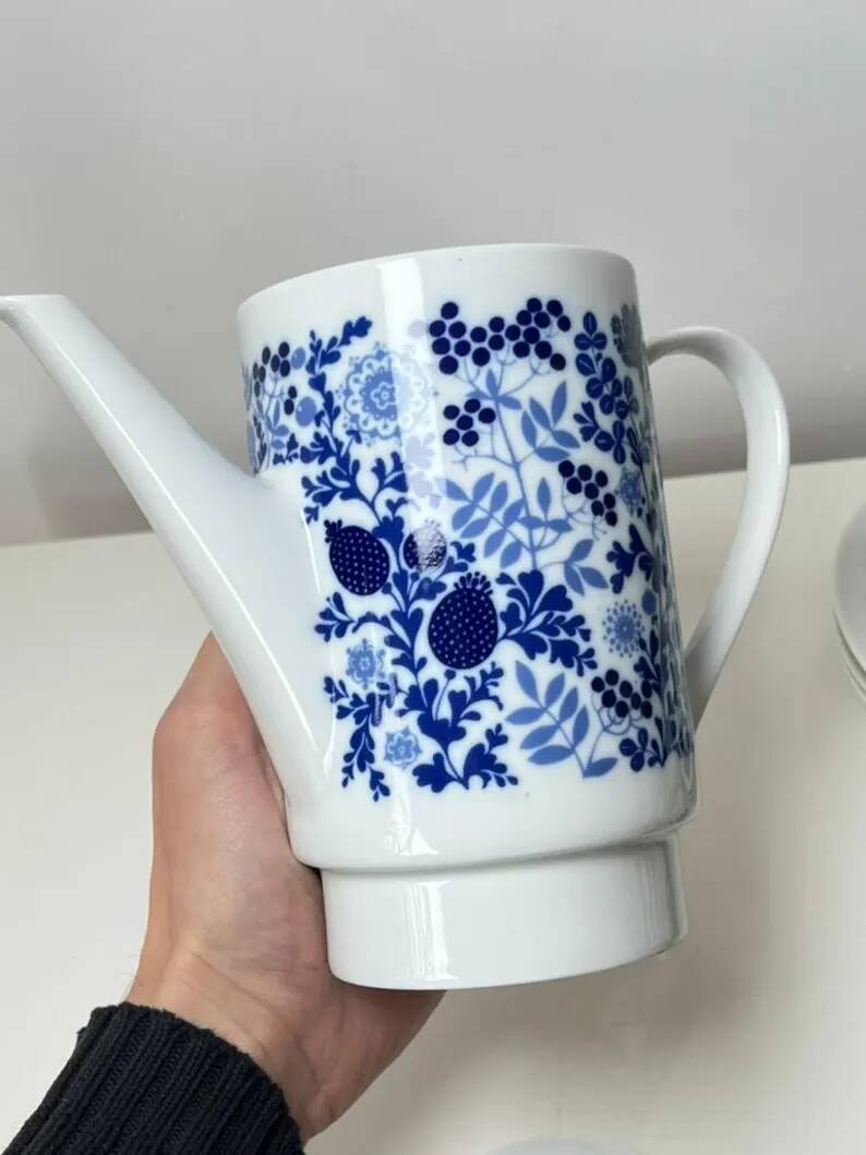 Vintage Melitta coffee service – White porcelain with blue flowers – 1970s – Made in Germany