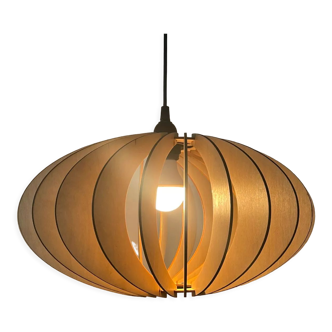 Wood pendant light