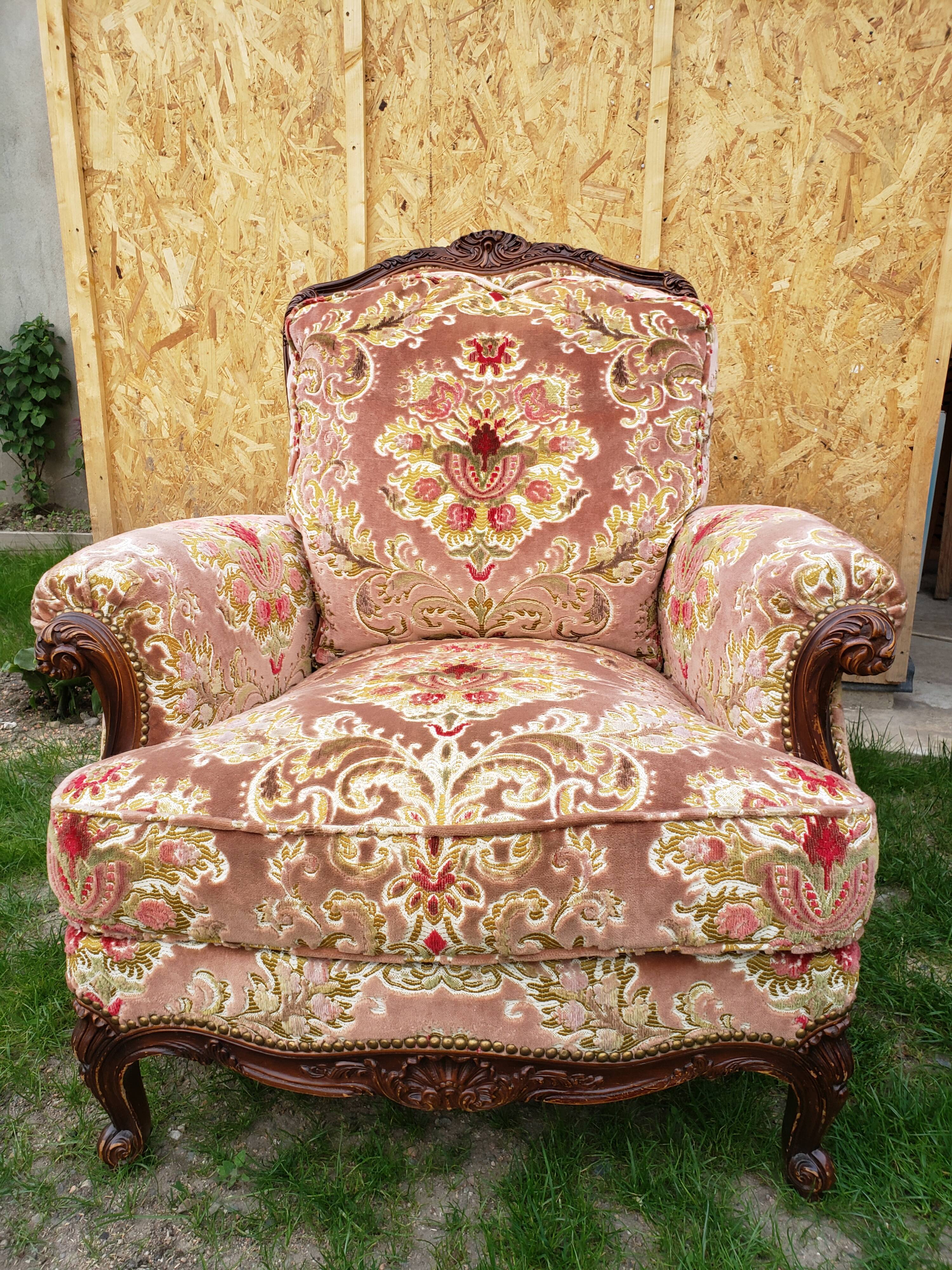 Armchair bergère style Louis XVI