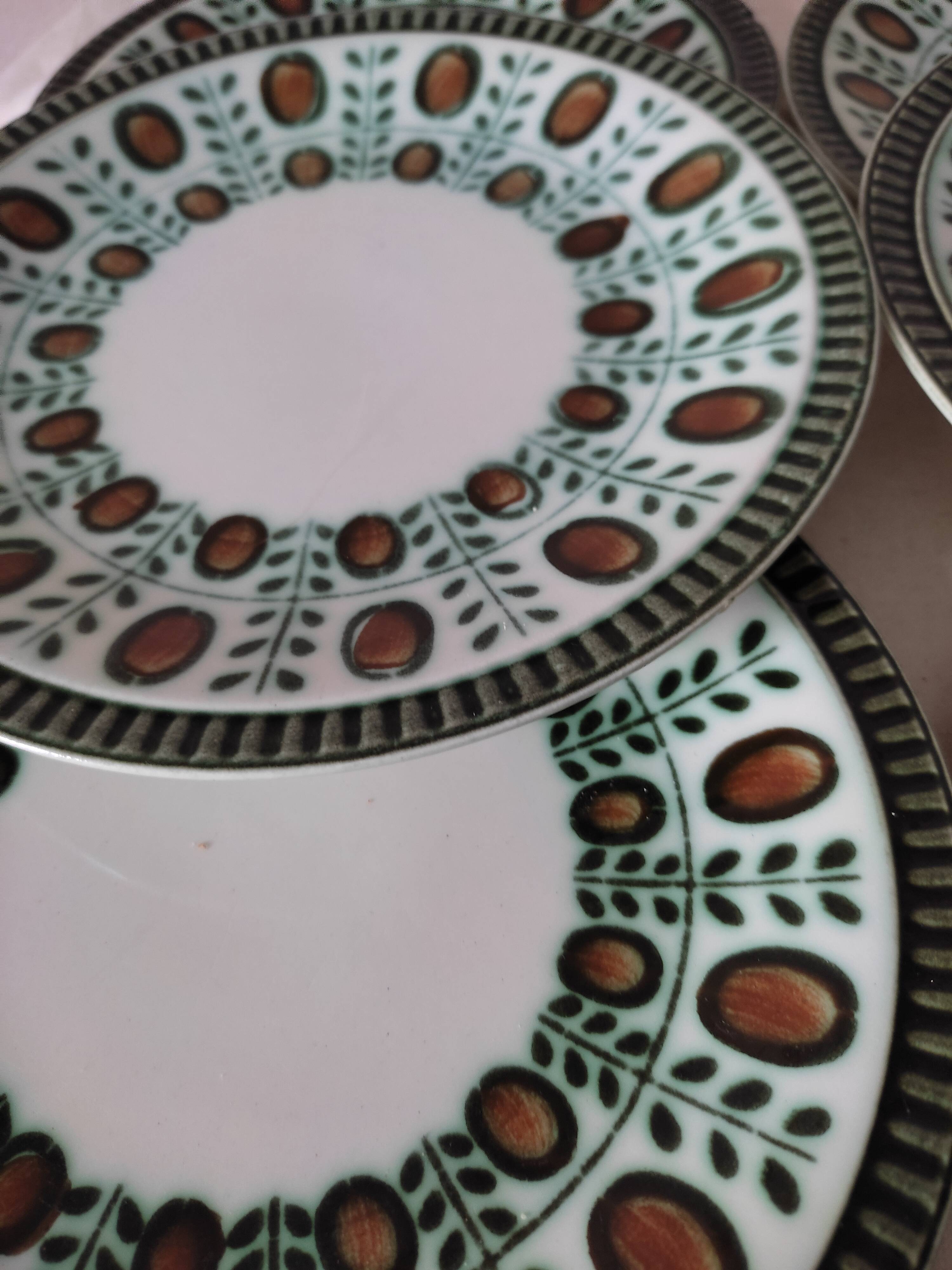 Set of 6 plates a dessert Boch model Walnut