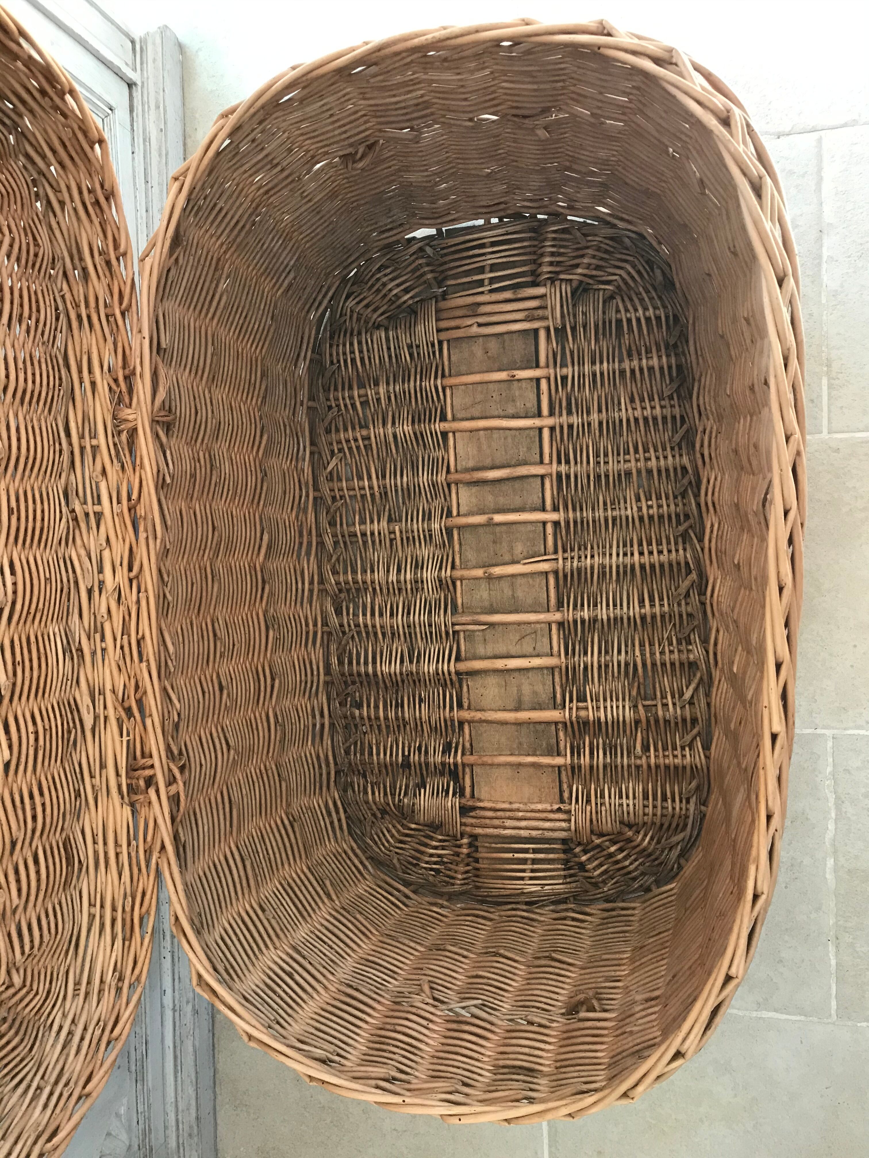 Vintage wicker chest 85 cm