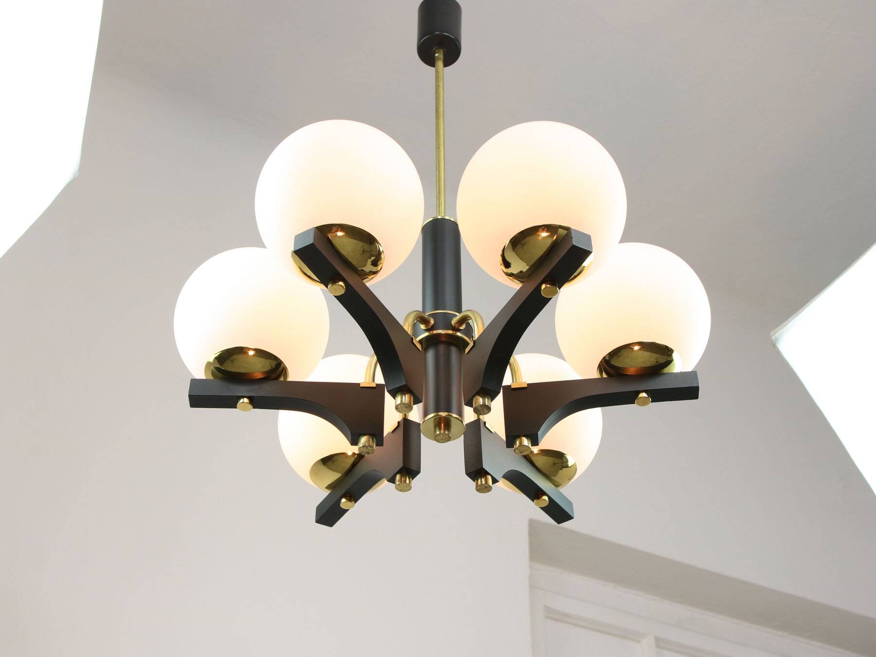 Mid-Century Modern Italian Brass and Opaline Chandelier