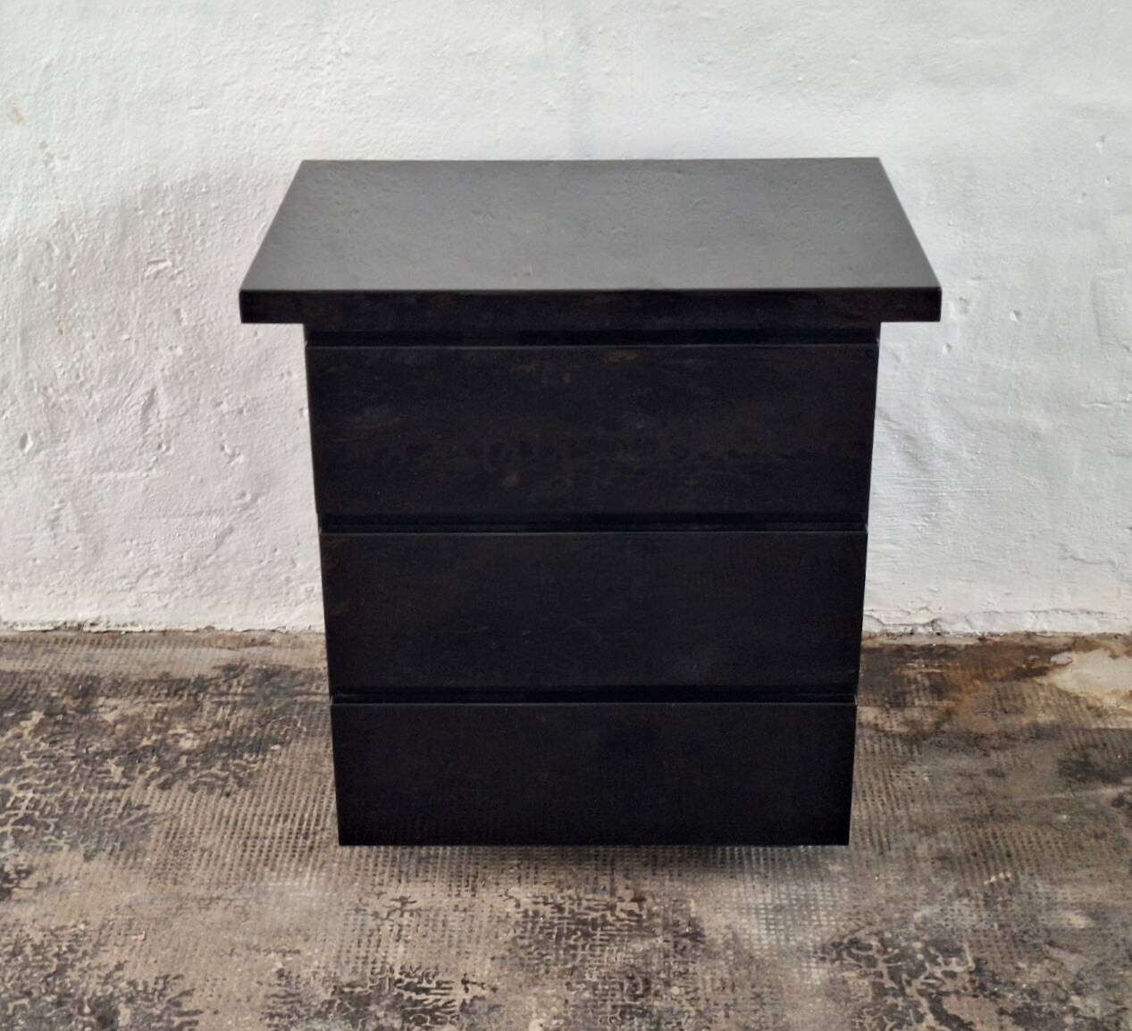 Commode en laque de David Lange Roche Bobois, signée, années 1970.