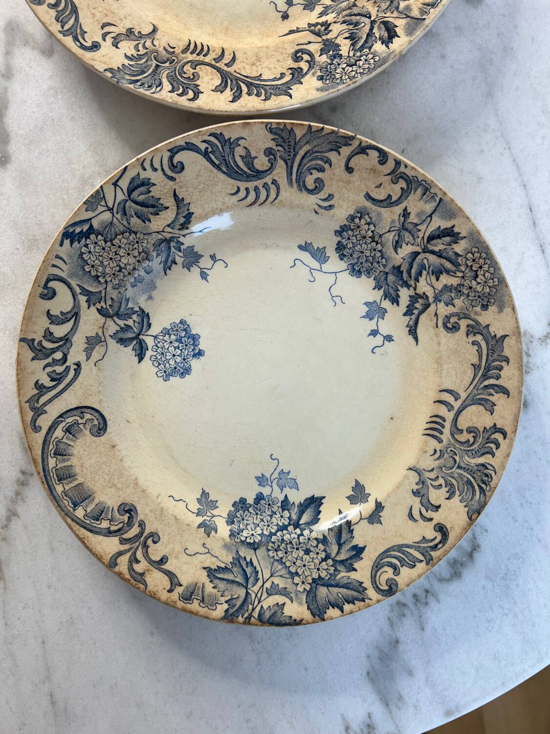 2 flat plates, iron earth snowball, St Amand