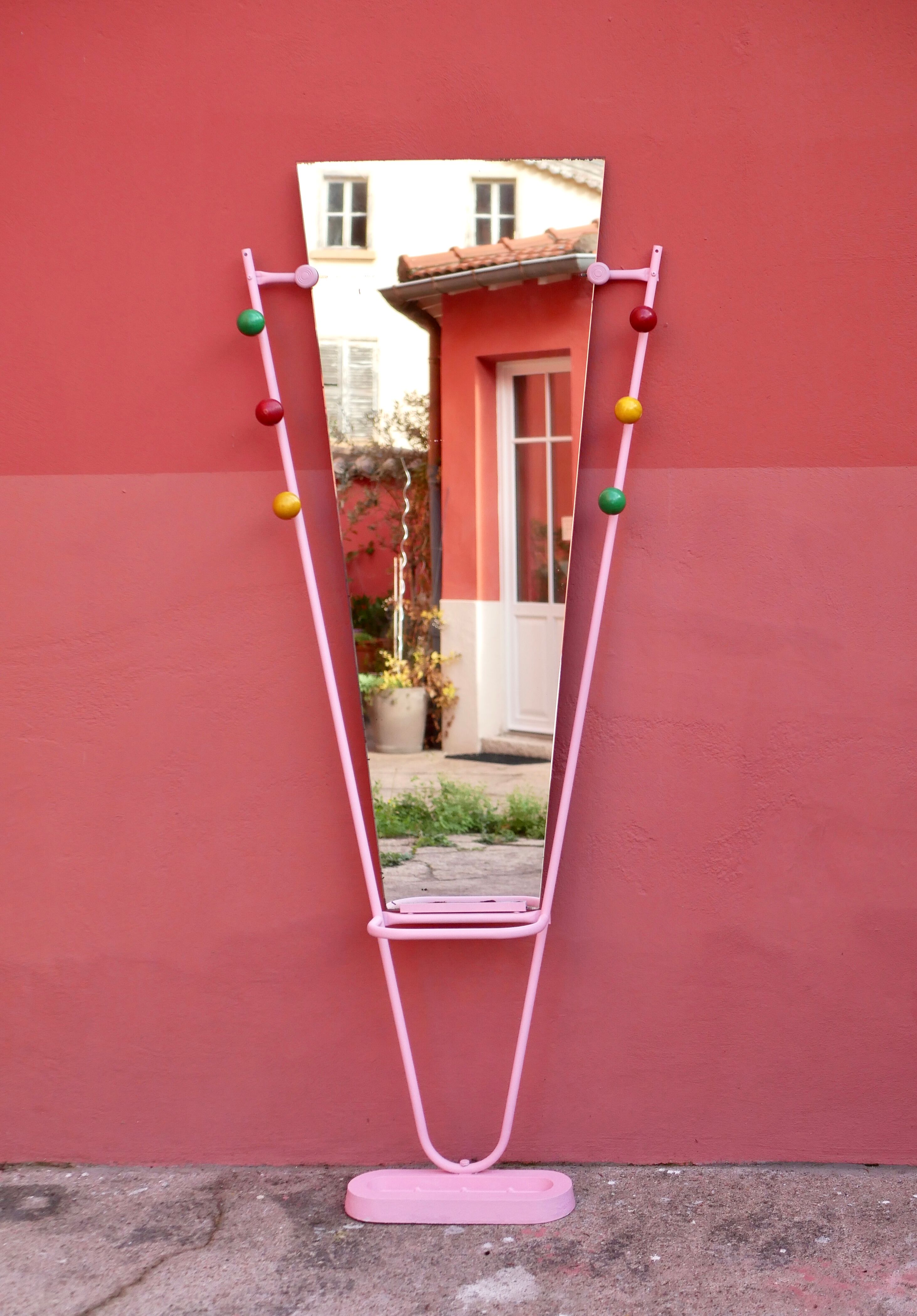 Standing coat rack with mirror, colored balls