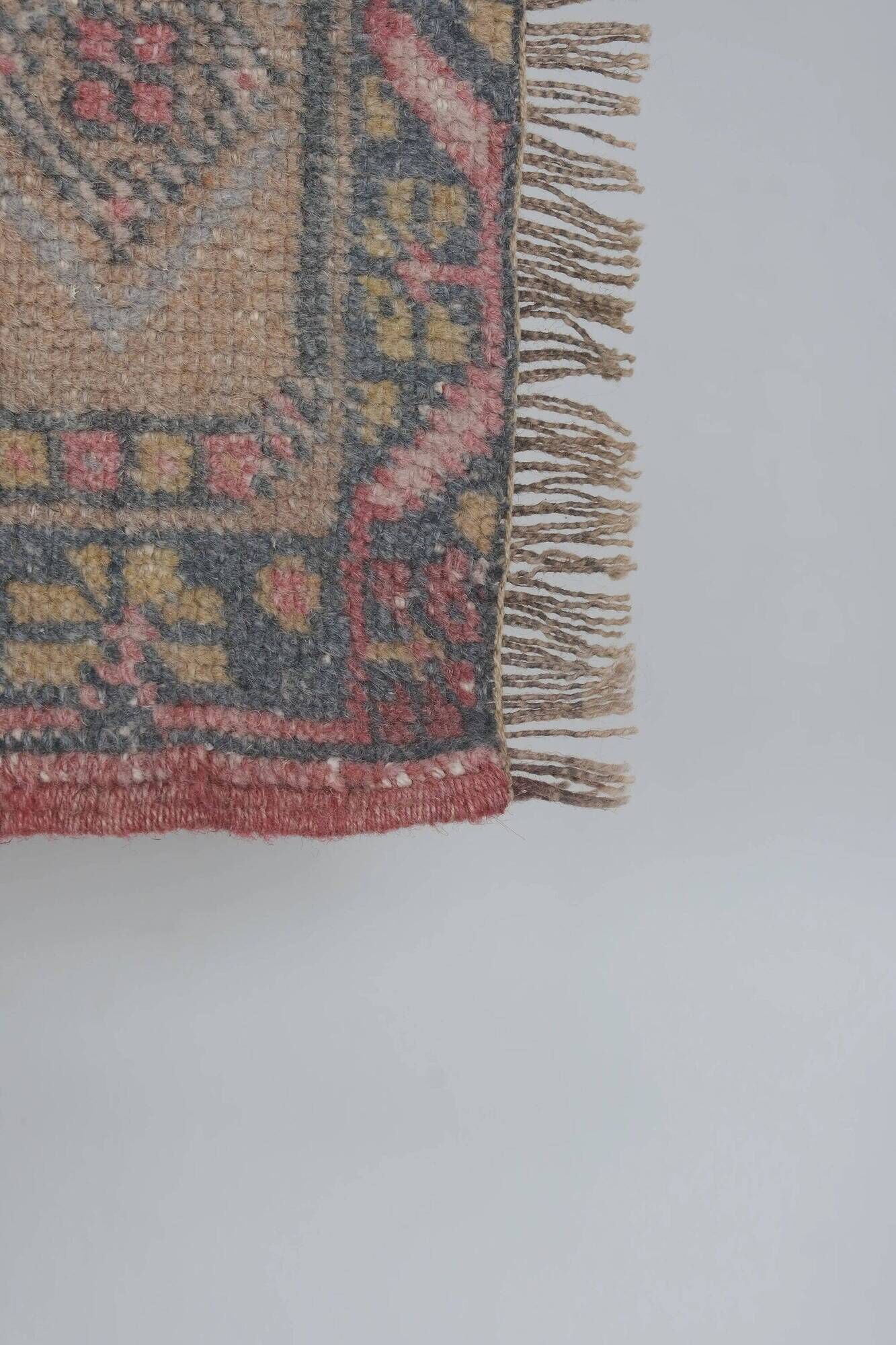 Vintage Turkish Oushak rug 133x235 cm
