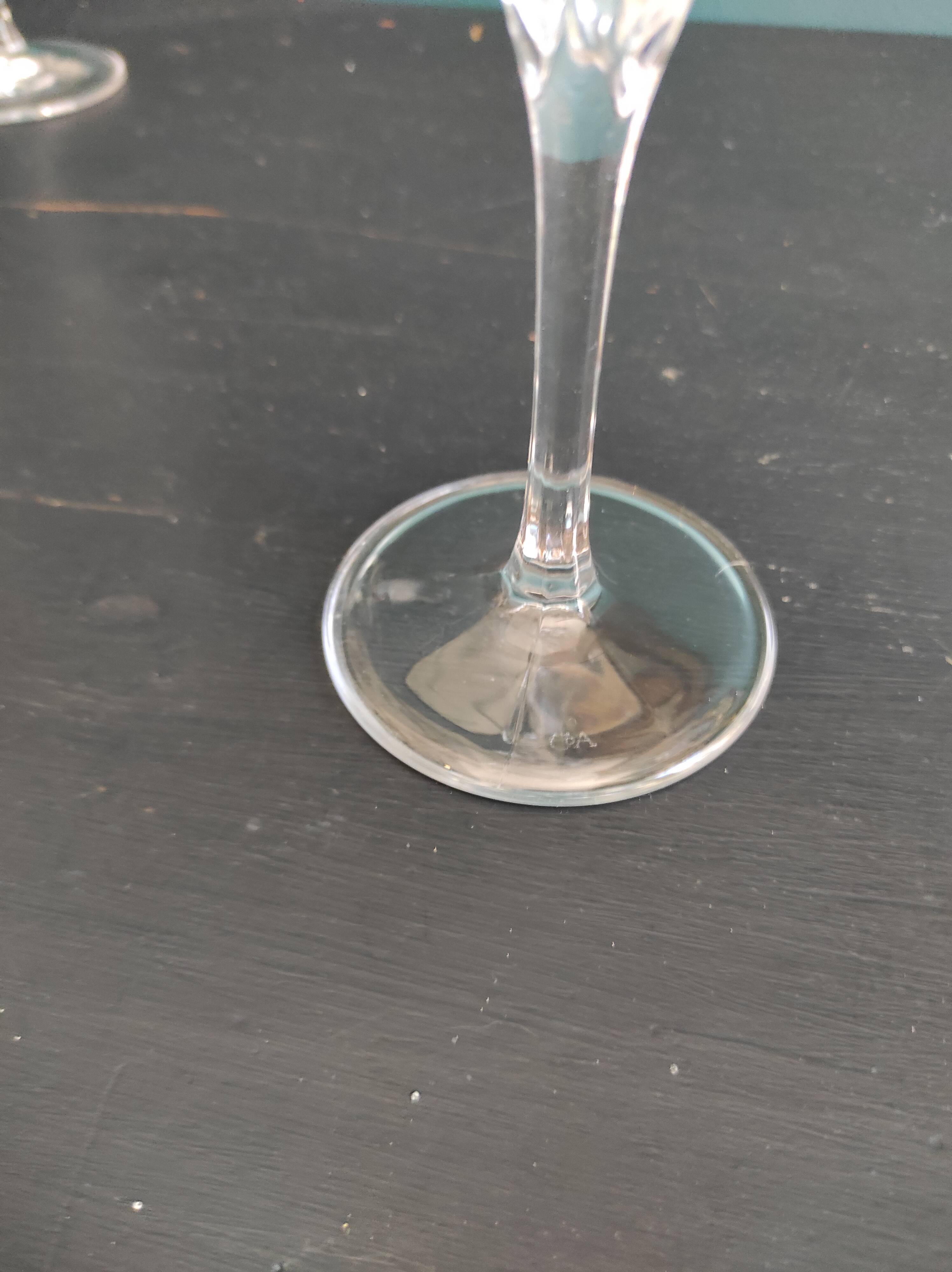 Set of 6 French wine glasses, Cristal D'Arques, mod. Diamantis