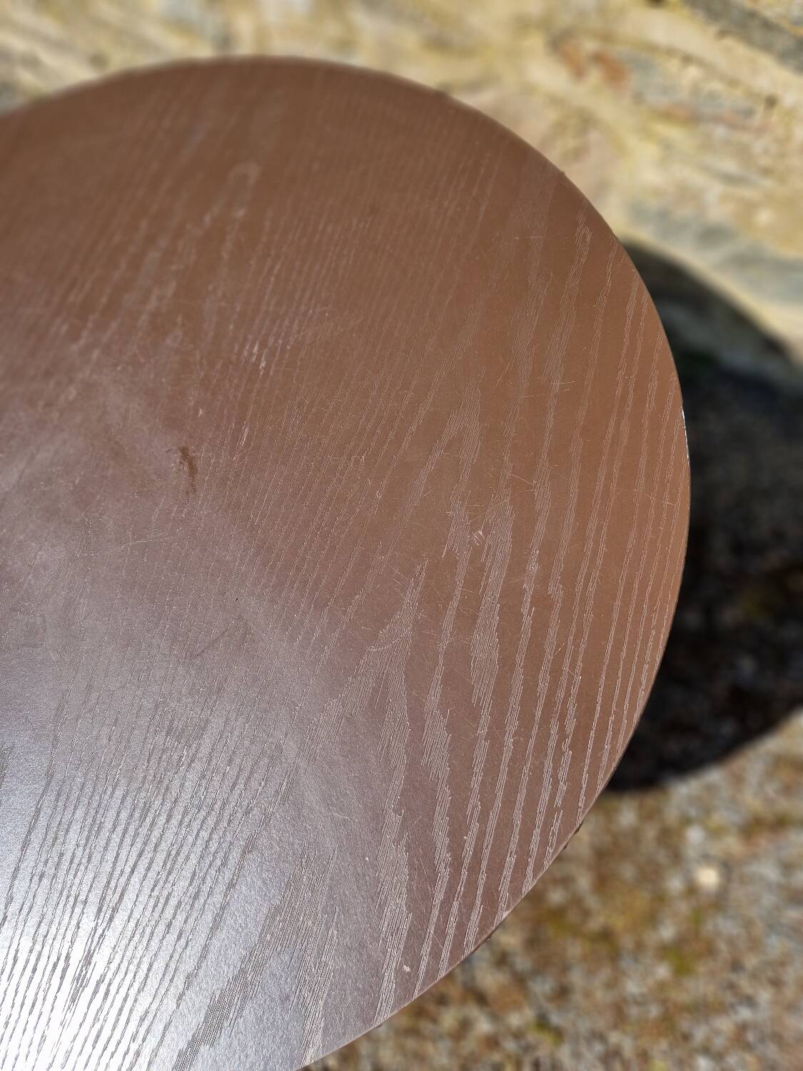 Round tripod coffee table