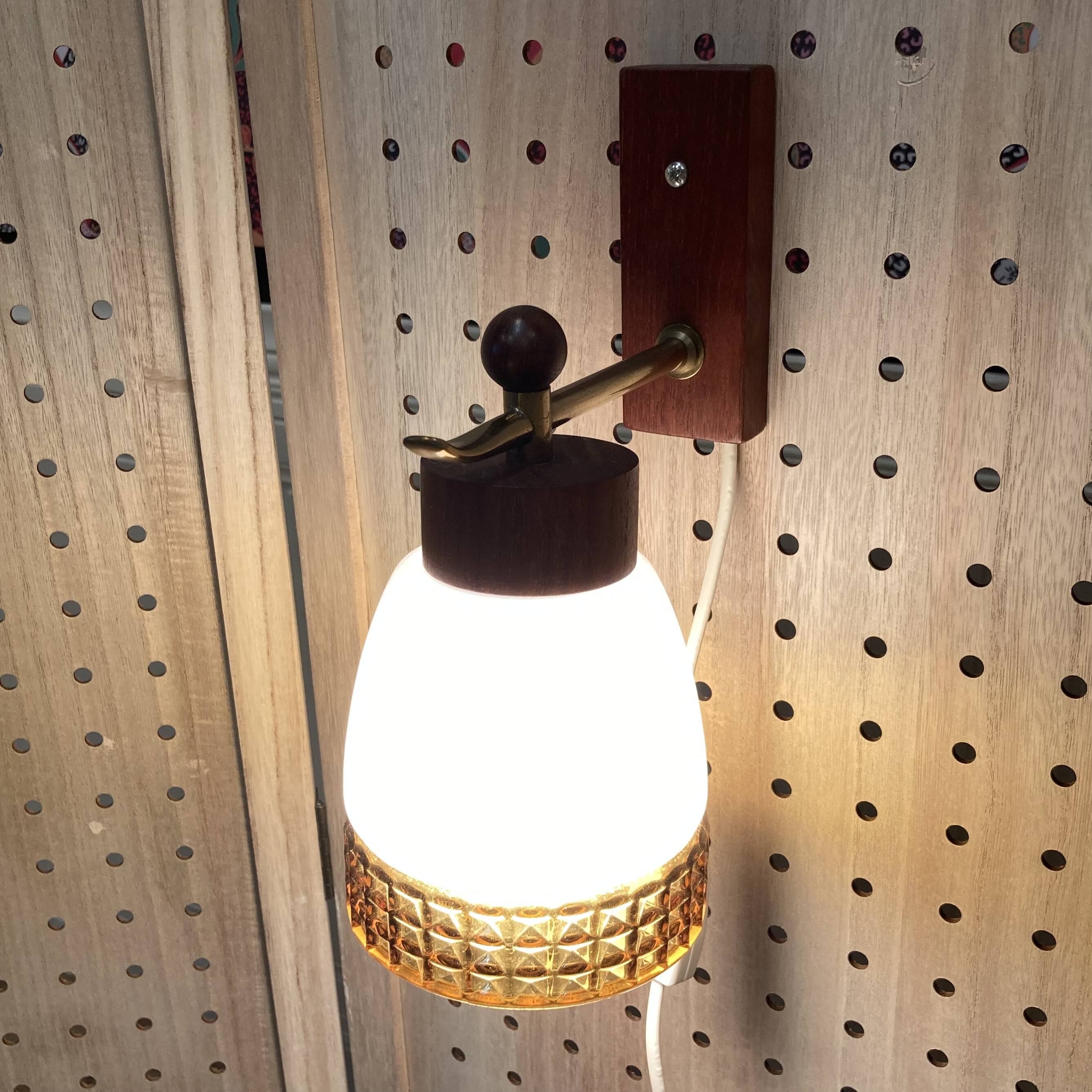 Modular appliqué Scandinavian design 1960.